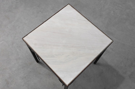 Image 1 of Pia Manu vierkante bijzettafel van gietijzer en marmer, België jaren 60