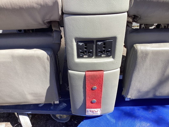 Image 1 of Sedili in pelle vintage di classe business dell'aereo A320