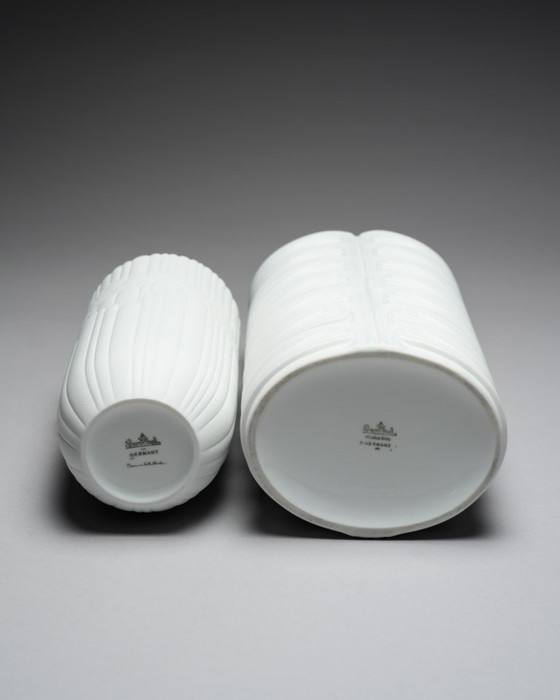 Image 1 of Coppia di vasi in porcellana biscuit bianca di Rosemonde Nairac per Rosenthal Germania