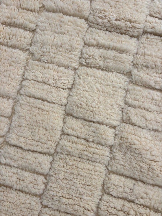 Tappeto marocchino in lana Mrirt 180x260 cm – Tappeto berbero avorio fatto a mano – Tappeto marocchino (photo 8 of 10)