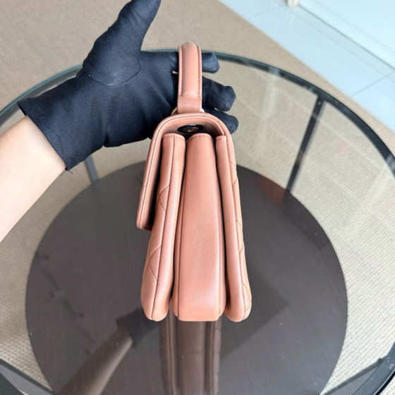 Image 1 of Chanel Trendy CC Small - Cannage Lamsleer Blush Goudkleurige Hardware Serie 23