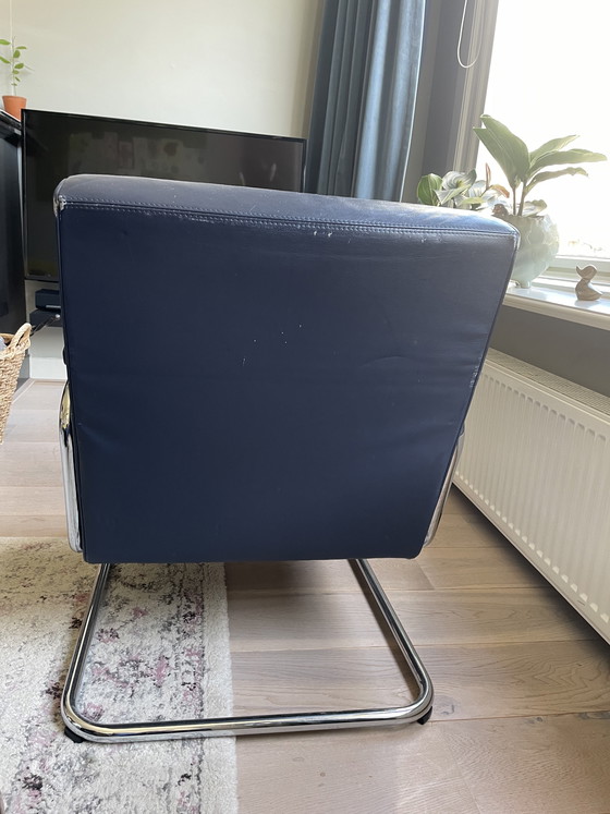 Image 1 of Thonet S411