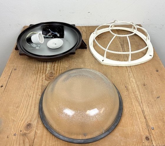 Image 1 of Lampada da parete o da soffitto industriale in bachelite di Elektrosvit, anni '80