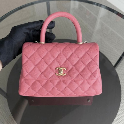 Chanel Coco Handle Small - Pelle trapuntata color caviale rosa con finiture dorate Serie 27
