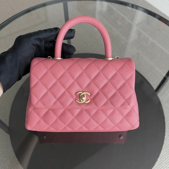 Image 1 of Chanel Coco Handle Small - Pelle trapuntata color caviale rosa con finiture dorate Serie 27
