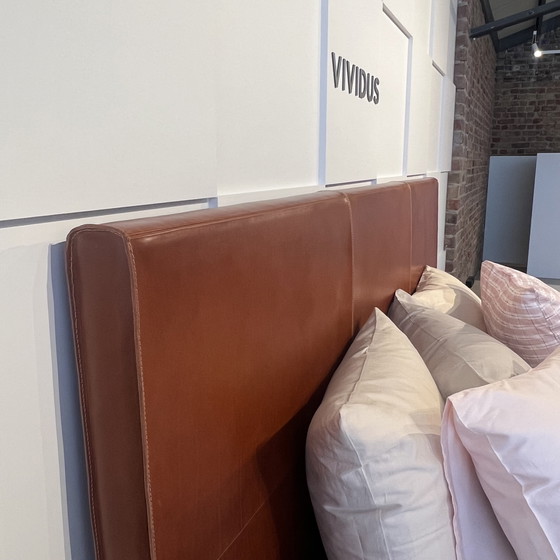 Image 1 of Hästens Vividus Boxspring – 210x210