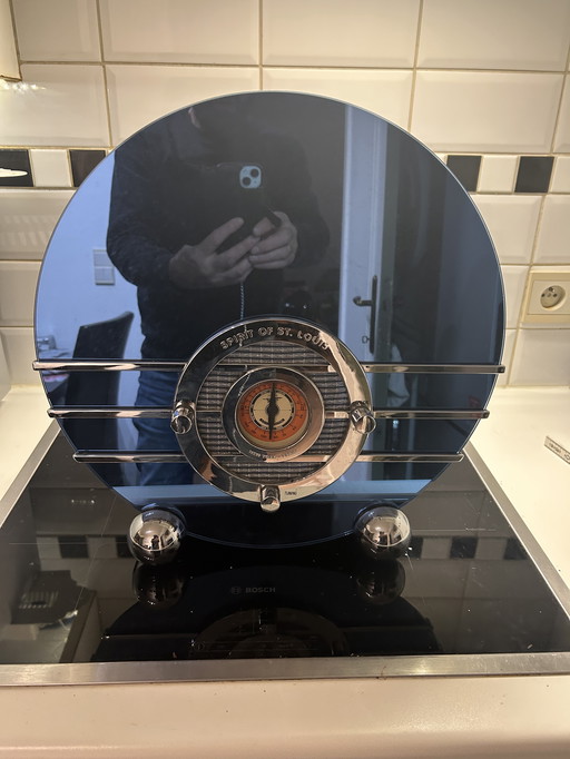 Radio vintage art déco