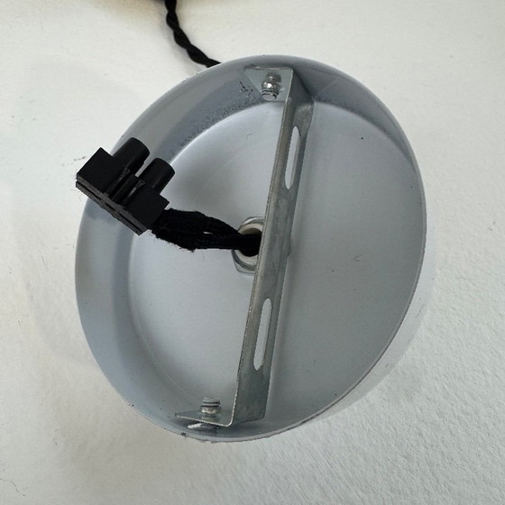 Image 1 of PAIRE D’ANCIENNES SUSPENSIONS EN OPALINE VINTAGE 13 CM