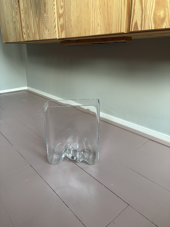 Image 1 of Unique glass vase (battery box)