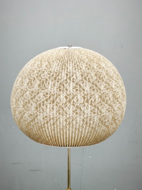 Image 1 of Lampada da terra tedesca di metà secolo con paralume a globo, anni '60