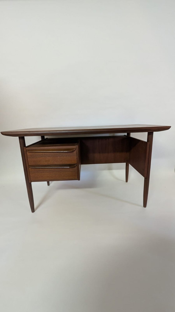 Image 1 of Iconic Mid-Century Teak Desk by Tijseling for Hulmefa made in the 1950s.