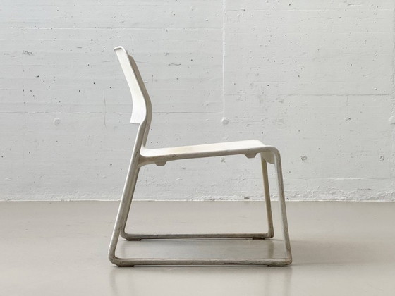 Image 1 of Set van 6 Spark stapelstoelen van Don Chadwick voor Knoll, VS, uit 2009.