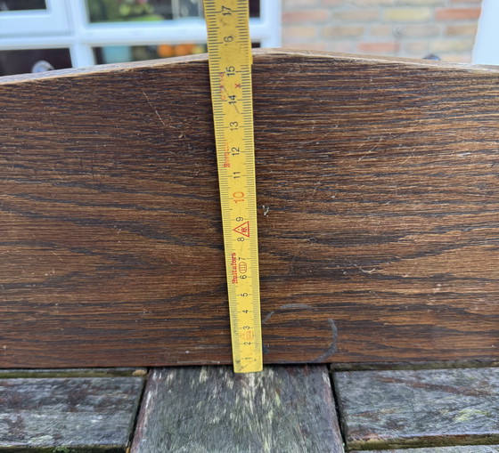 Image 1 of Porte-manteau de l'école d'Amsterdam | vers 1920 | Chêne massif | Une pièce qui attire tous les regards