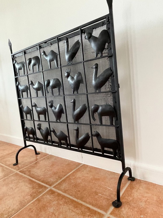 Image 1 of Parascintille in ferro battuto a forma di animale, stile Atelier Marolles, Francia, 1950