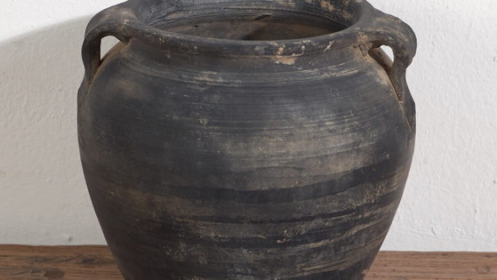 Antique dark-toned vase (c.1900) #6 – Ceramic (photo 3 of 40)