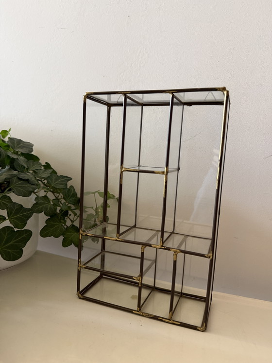 Image 1 of Vetrina da parete vintage in vetro e ottone