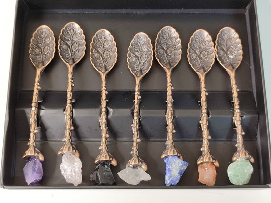 Image 1 of 7 cucharillas pequeñas con piedras esotéricas