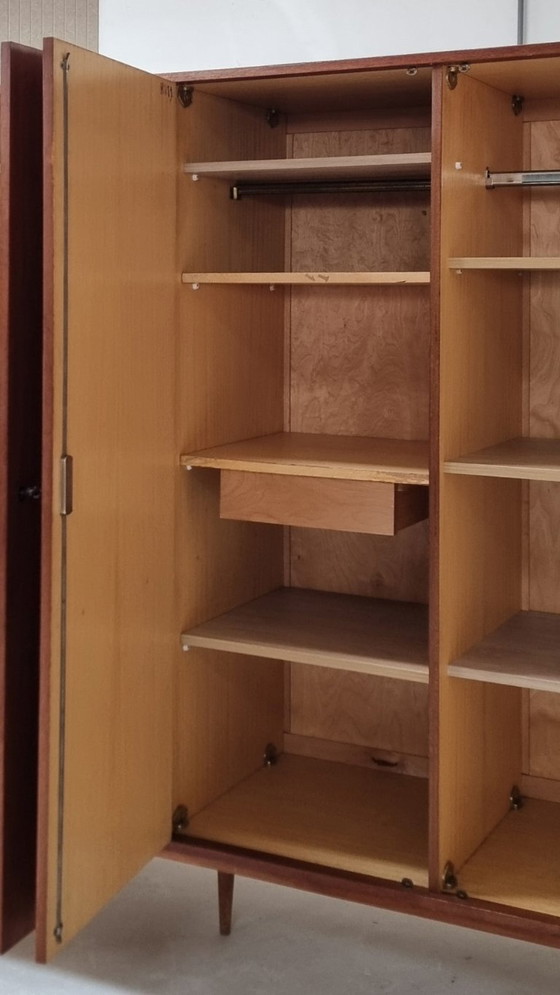 Mid Century wardrobe – Wood (photo 18 of 21)