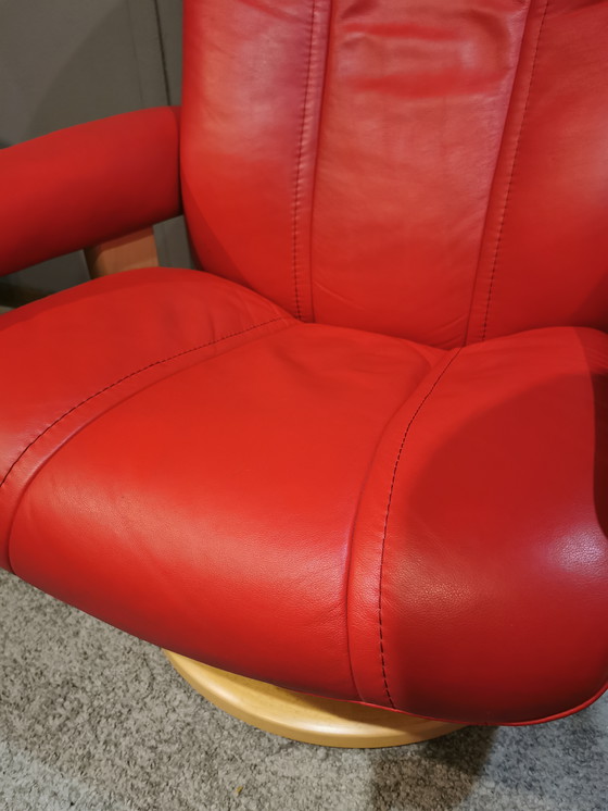 Image 1 of Ekornes Stressless Chair, Mod. Wing, Size M, With Hocker.