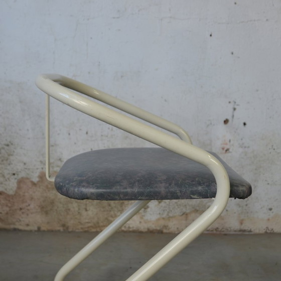 Image 1 of 2 chaises tubulaires