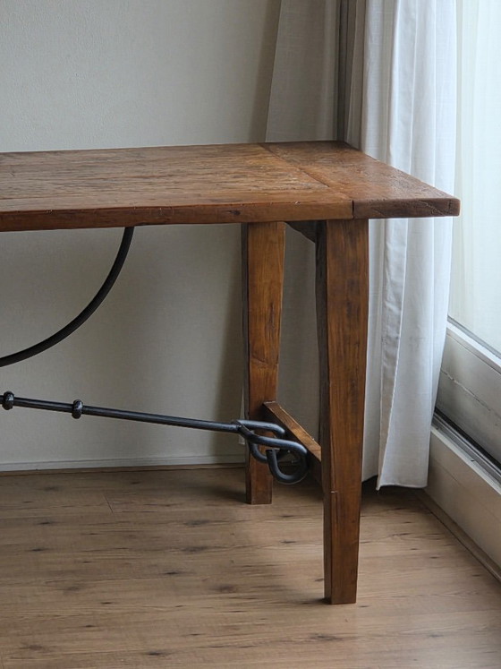 Tavolo da pranzo antico spagnolo con gambe a cavalletto - Legno massello e ferro battuto (200x89 cm) (photo 3 of 20)