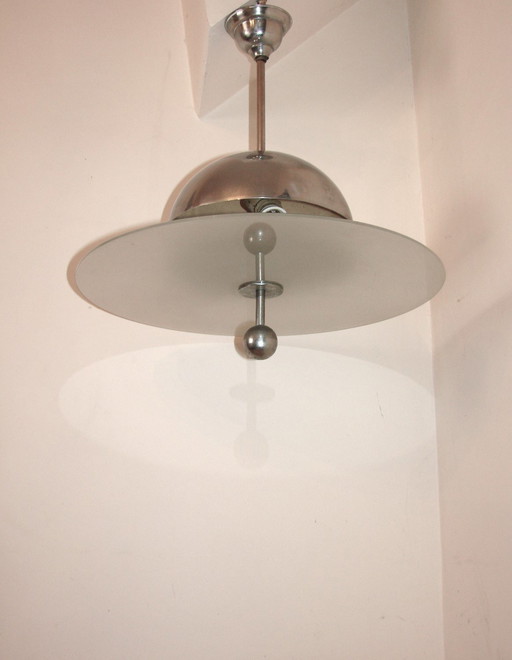 A Chandelier in the Art Deco Style, Designed by Frantz Ąny¿, 1930s