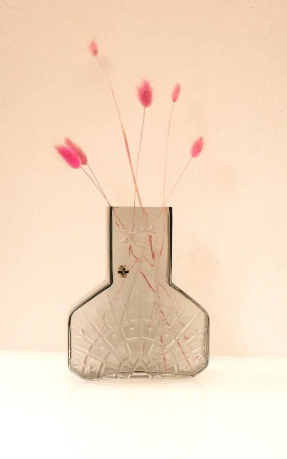 Image 1 of Mid-century Scandinavian modern art glass vase by Wiktor Berndt for Flygsfors, Sweden