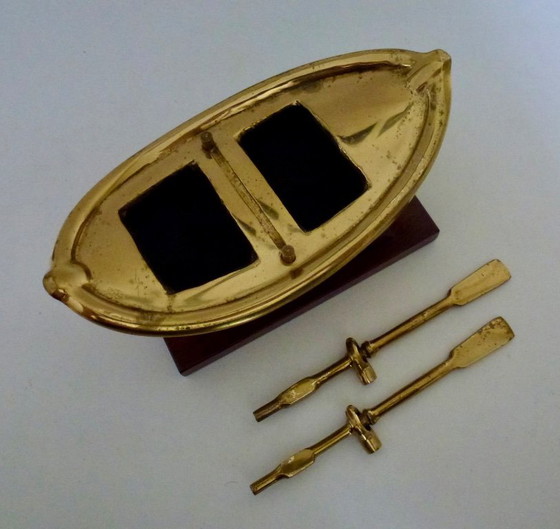 Brass boat sculpture on wooden base, Decorative Objects, Gold, Vintage (photo 5 of 12)