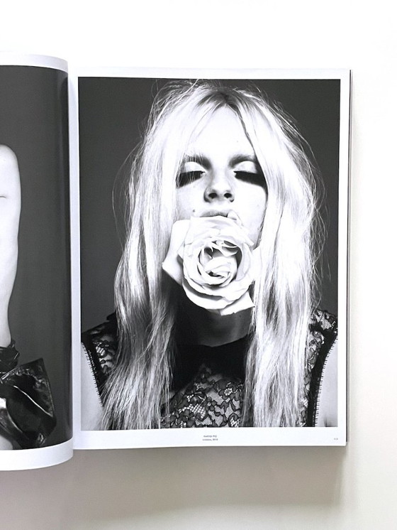 Image 1 of Taschen - Sammlerstück Mert Alas / Marcus Piggott