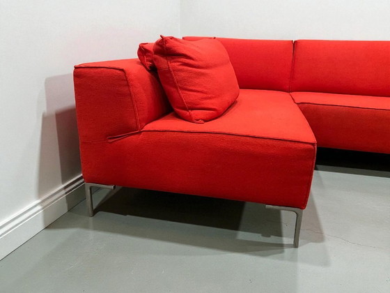 Image 1 of Divano angolare Bloq di Design on Stock – Ploegwol Red