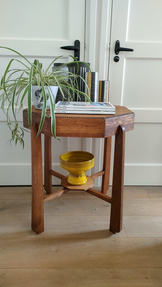 Image 1 of Table d'appoint Art Déco octogonale, table basse style Amsterdam School, table en chêne