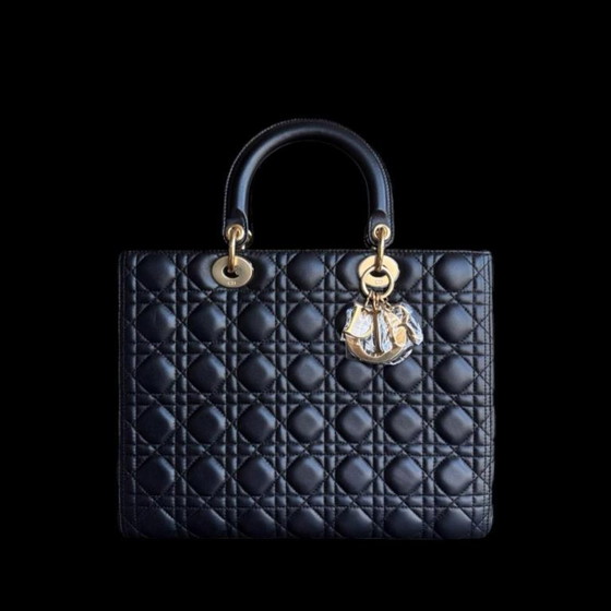 Image 1 of DIOR LADY LARGE - CANNAGE LAMSLEER ZWART MET GOUDEN BESLAG ZONDER BANDJE