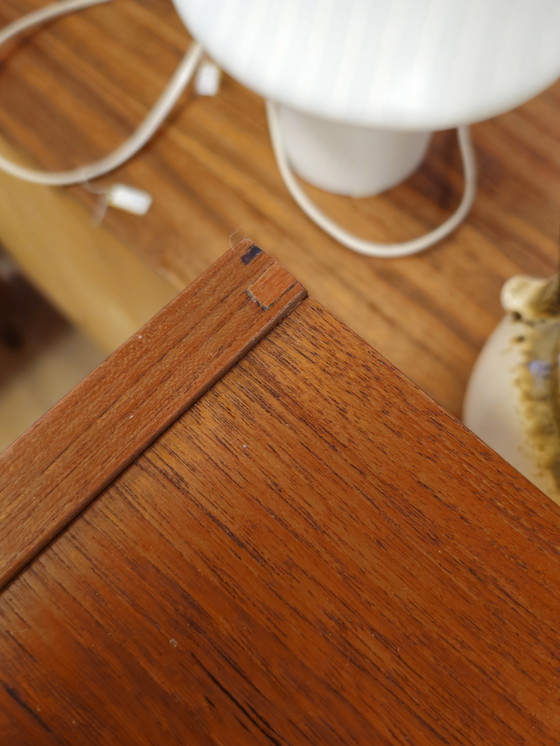 Image 1 of Vintage Ladekast Ladekastje Kast Kastje Teak Fineer 