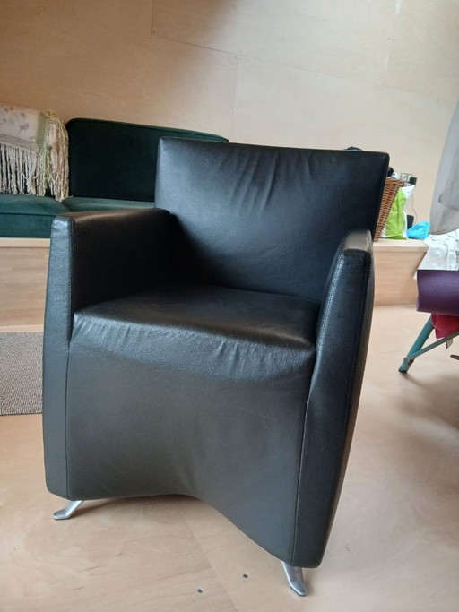 6 Fauteuils Capri / Caprichair, Hannes Wettstein voor Baleri Italia, design 1990, zwart leer. – Leather, Metal (photo 2 of 6)
