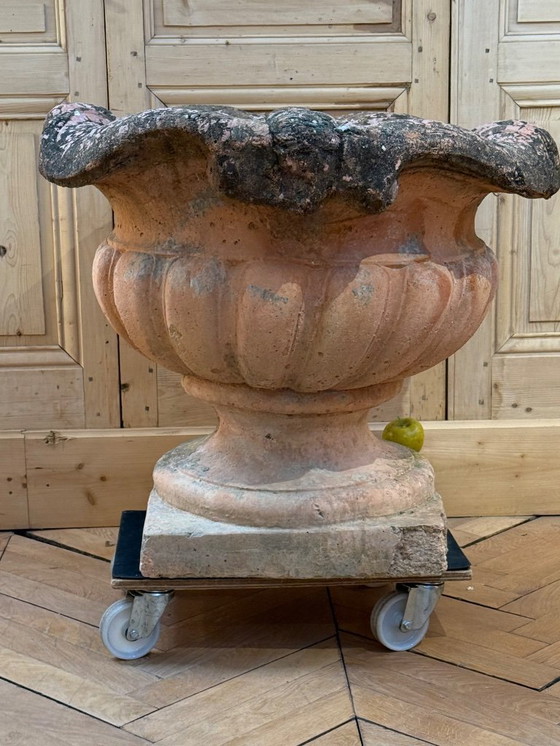 Image 1 of paar terracotta potdeksels