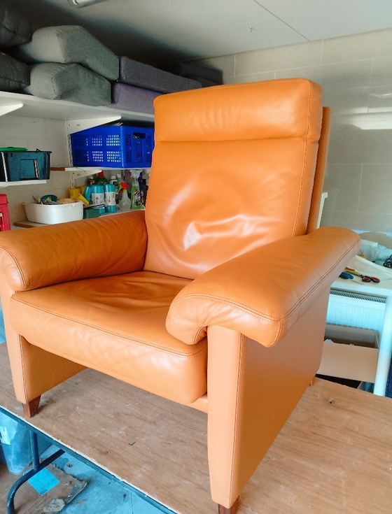 Image 1 of Twee club durlet zetels - relaxzetel- vintage model - cognac -rundsleer
