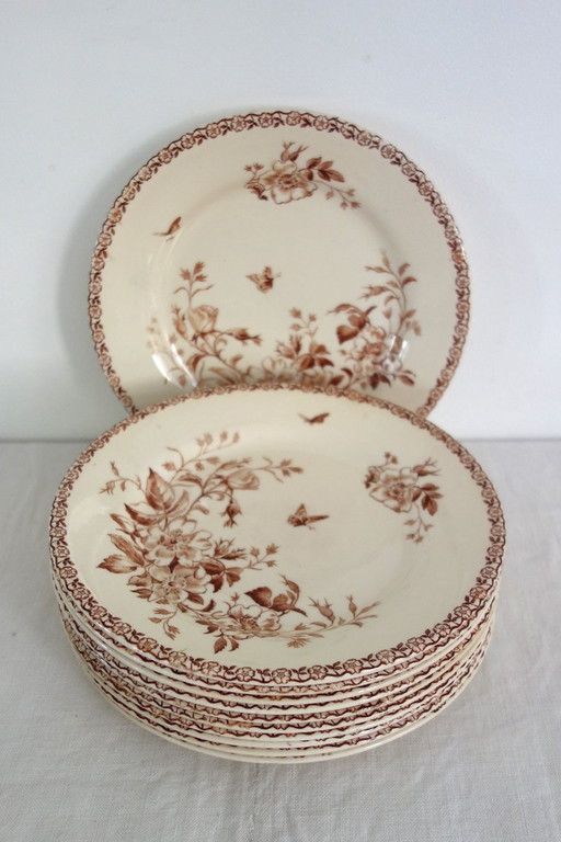 11 assiettes plates Terre De Fer Gien modèle Mai vers 1900