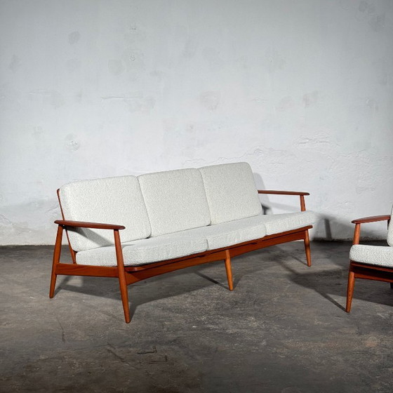 John Bone Teakhouten loungeset met twee fauteuils, volledig gerenoveerd. – 3-5 zitsbanken, Textile (photo 14 of 21)