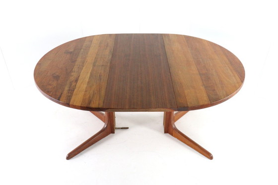 Image 1 of Round extendable teak dining table Danish