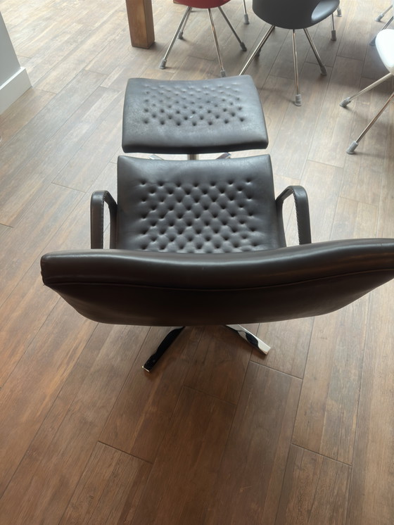 Image 1 of Poltrona + Sgabello De Sede