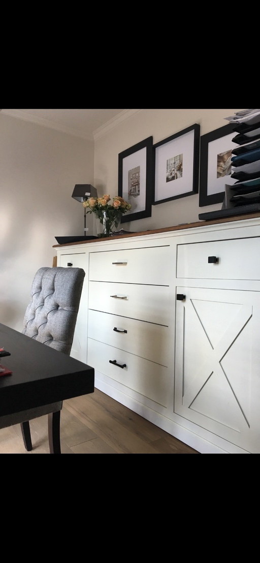 Solid oak cabinet ( show model )
