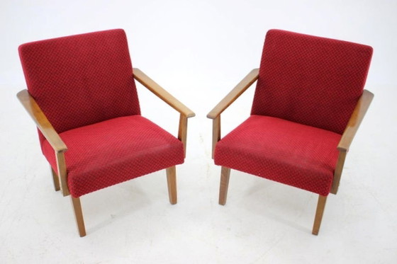 Image 1 of Een paar beukenhouten fauteuils in mid-century modern stijl uit de jaren 60, afkomstig uit Tsjecho-Slowakije.