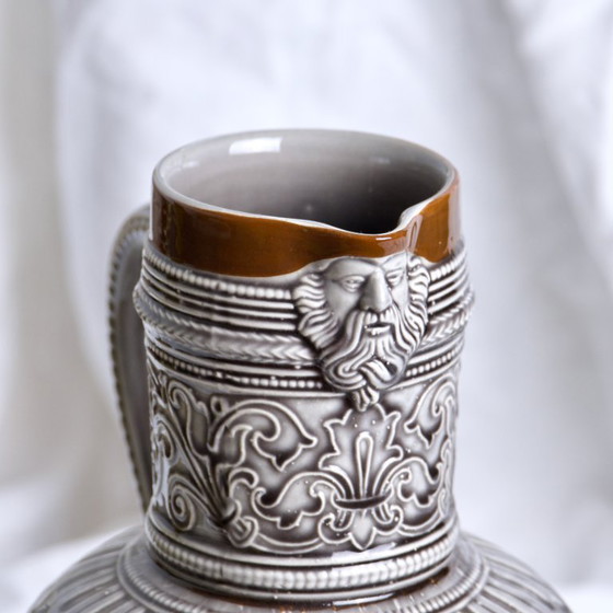 Image 1 of Grande caraffa in maiolica del XIX secolo (1840) con motivo a polena