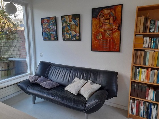 Image 1 of Leolux Tango 3-zits bank in zwart leder en gepolijst onderstel