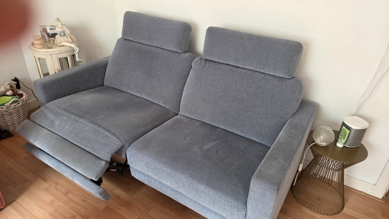 Image 1 of Attraktives 2-Sitzer-Sofa, neuwertig