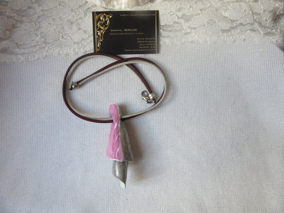 Ciondolo in porcellana con catena di artista belga – Chantal Geralde, Oggetti decorativi, Metallo (photo 2 of 9)