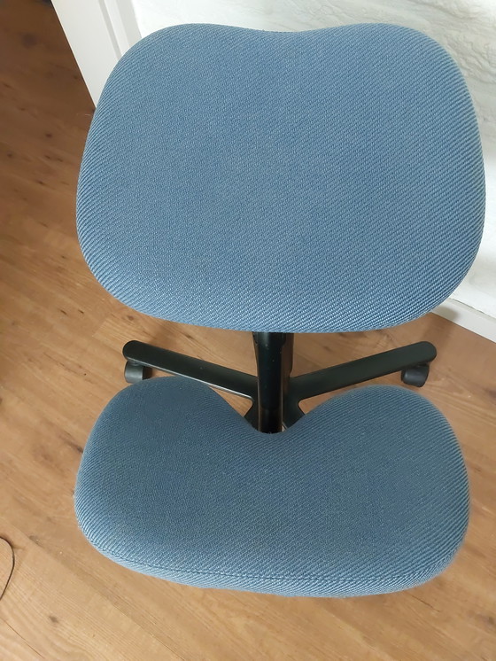 Image 1 of Silla de equilibrio