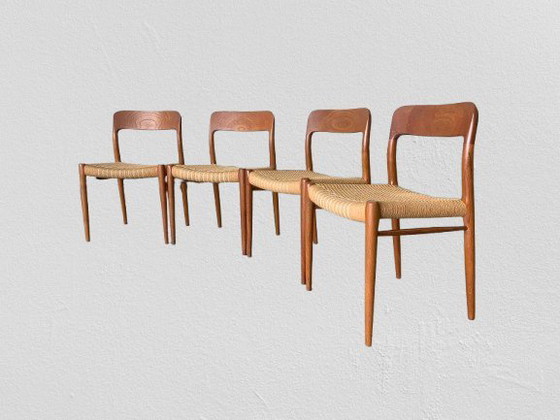 Image 1 of Chaises modèle 75 de Niels Otto Möller pour J.L. Möllers Möbelfabrik