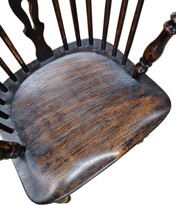4 x Fauteuil Windsor ancien 2 bas / 2 hauts à dossier à fuseaux en orme / 19ème siècle (photo 12 of 15)