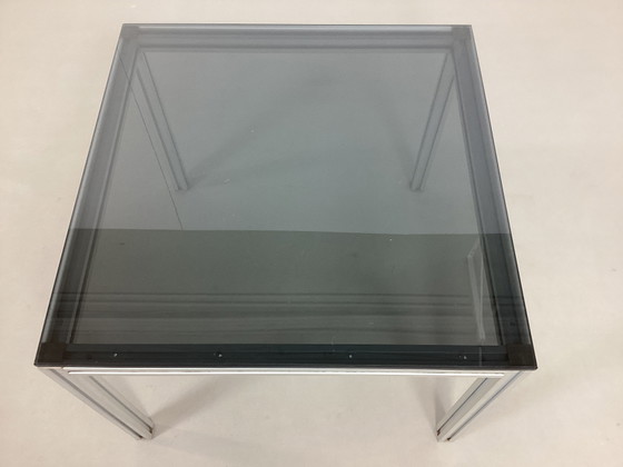 Image 1 of Vintage eighties design bijzet tafel glas en aluminium 